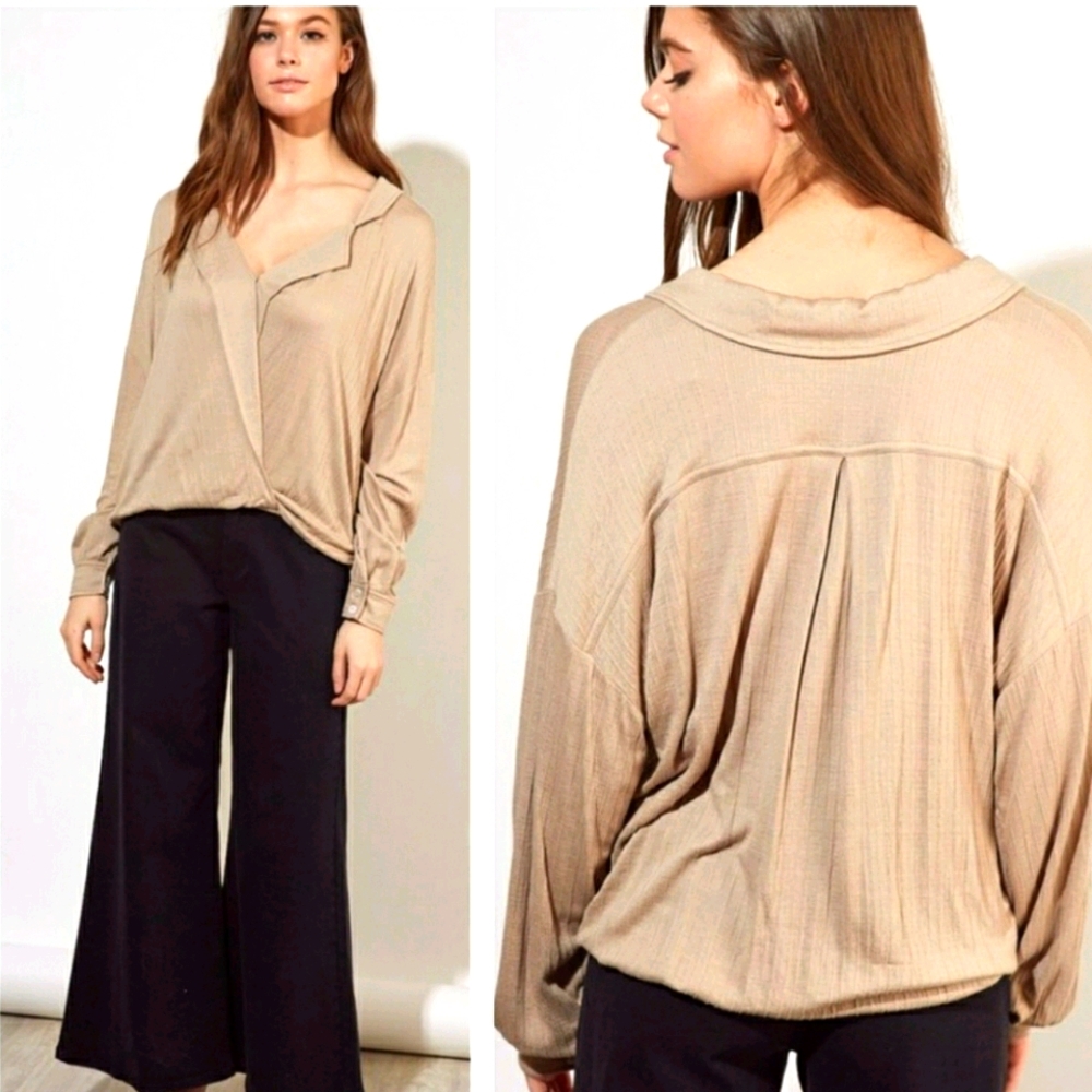 Mustard Seed surplice front blouse taupe Small
